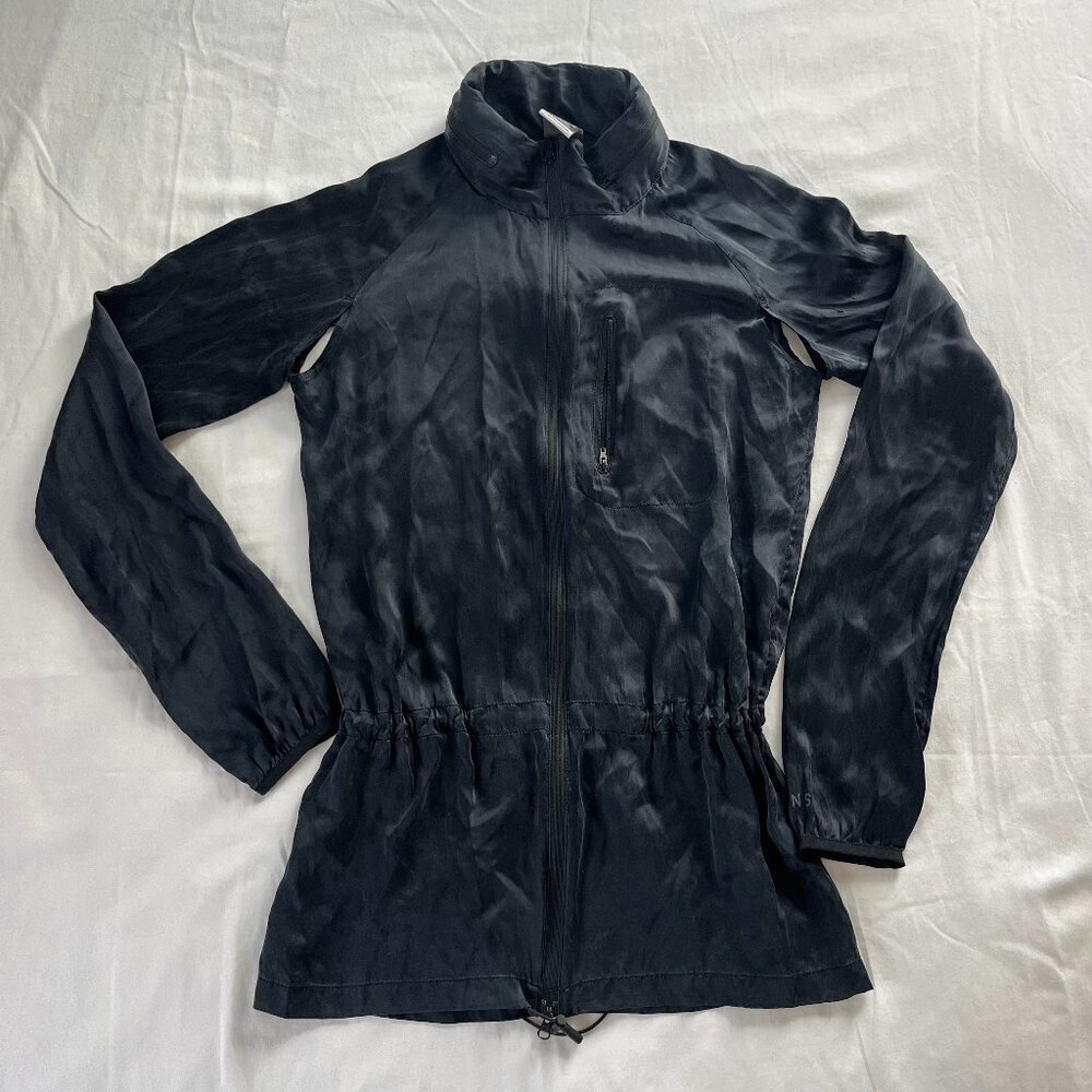 Nike Sportswear Black Silk Lightweight Hooded Jacket w Pockets | Size S